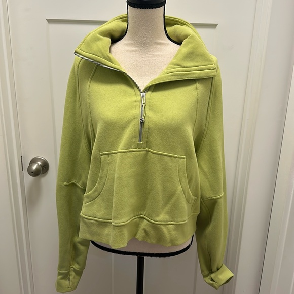 NWOT Lululemon Scuba Sweater in Wasabi - Picture 1 of 5